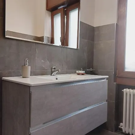 Dudi Jolie Maison - Jacuzzi Apartment