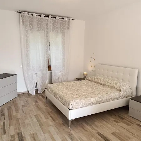 Dudi Jolie Maison - Jacuzzi Apartment *