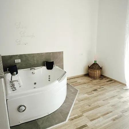 Apartment Dudi Jolie Maison - Jacuzzi *